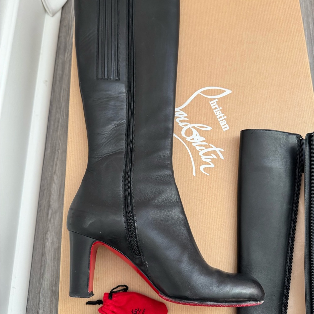 Louboutin slim calf all leather ~knee-high, heeled boots Eu Sz35 US size 5